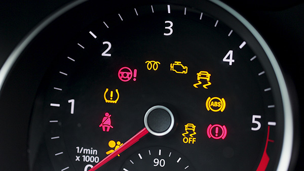 What Causes a Dashboard Warning Light to Come On Randomly?